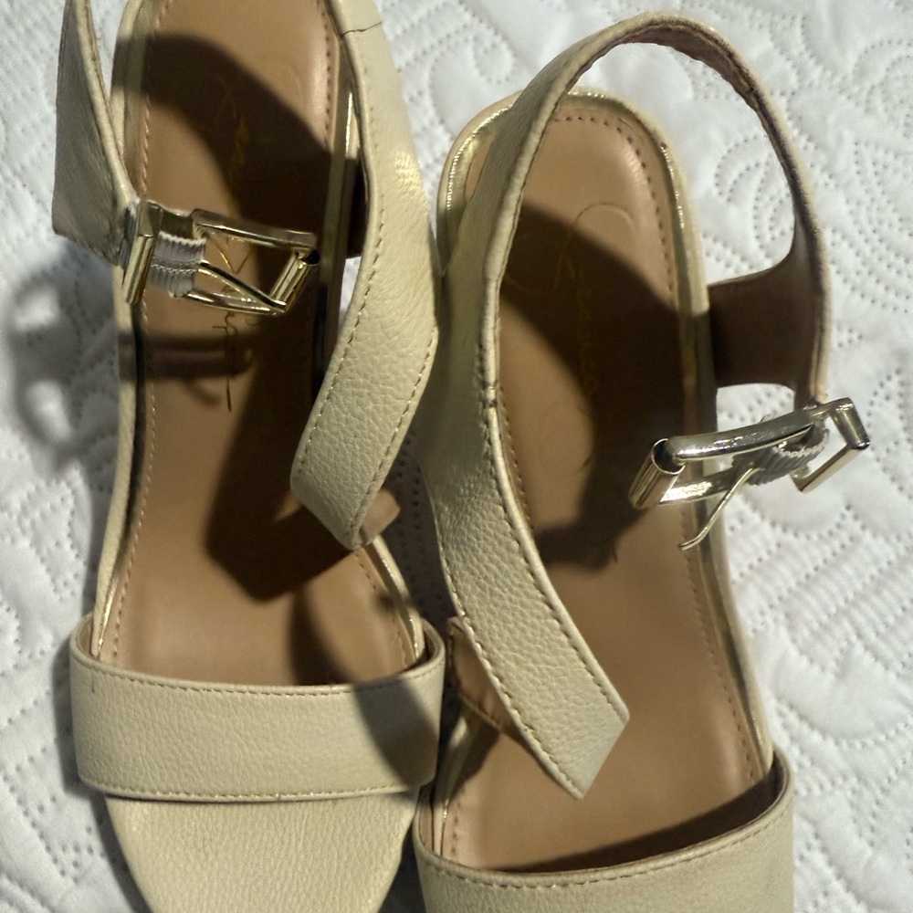 Jessica Simpson Cream Sandals with Silver Buckle